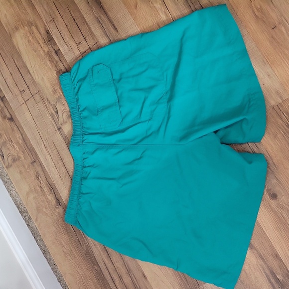 L.L.Bean Green Pull-on Nylon Swim Shorts w/ Netted Interior & Drawstring Waist - Picture 4 of 14